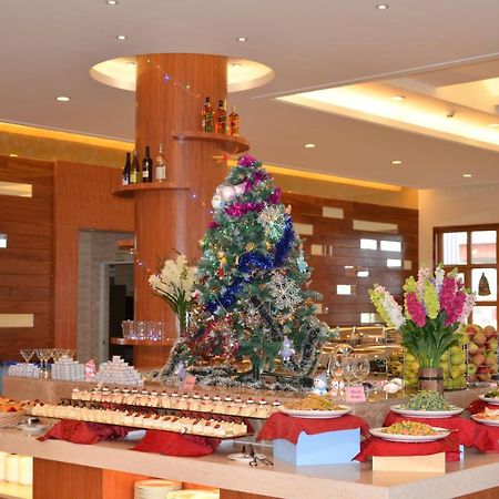 Golden Peacock Resort Hotel 贝拉 外观 照片
