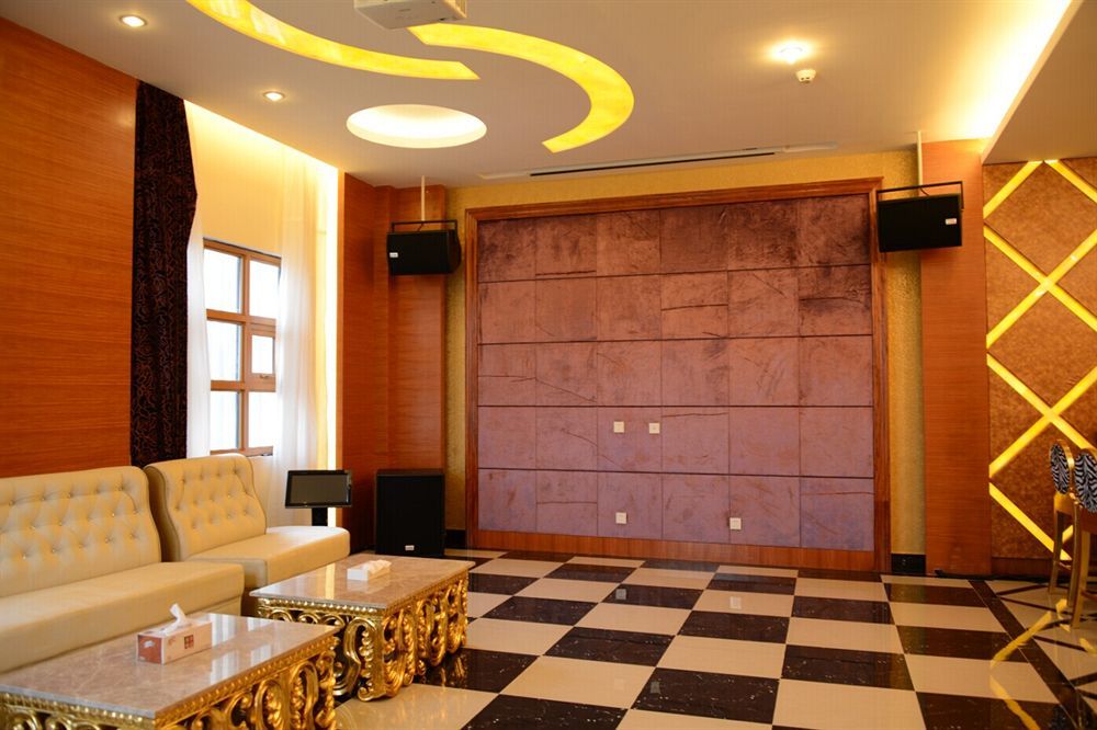 Golden Peacock Resort Hotel 贝拉 外观 照片