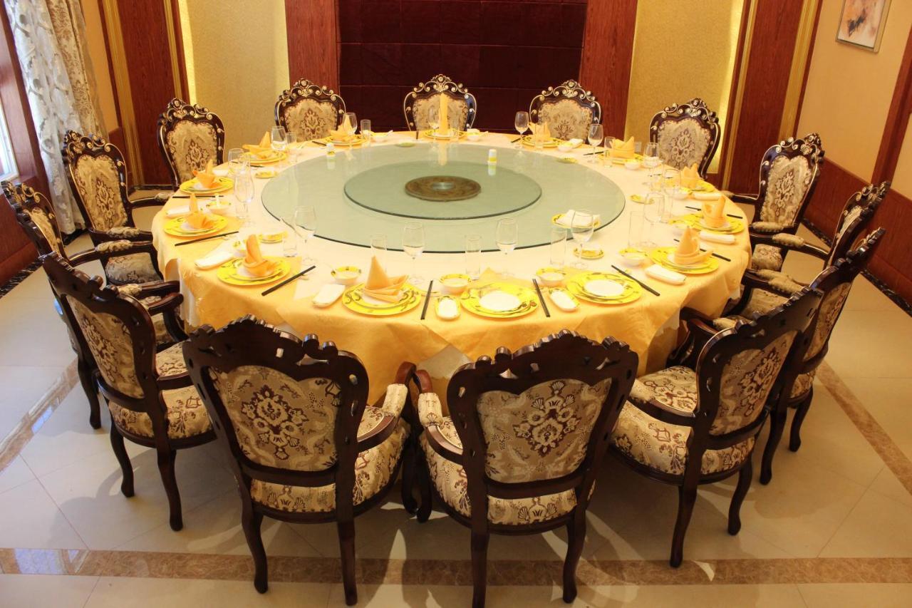 Golden Peacock Resort Hotel 贝拉 外观 照片