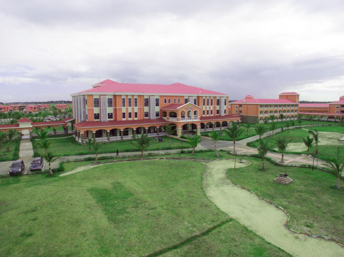 Golden Peacock Resort Hotel 贝拉 外观 照片